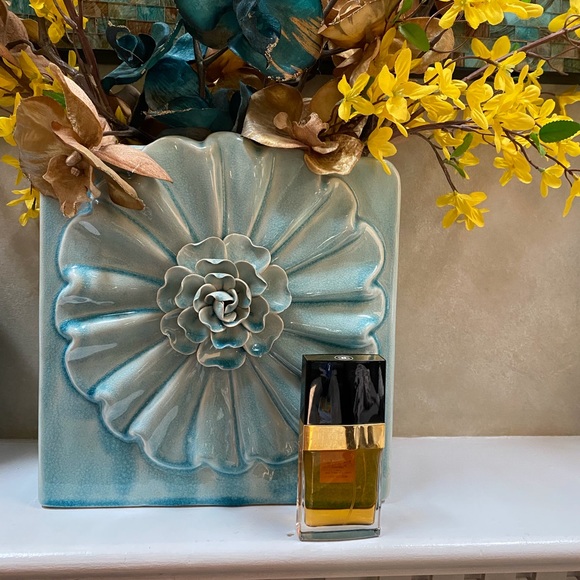 Vintage Chanel No. 5 Eau de Parfum 1.2 oz. Spray - Picture 2 of 12